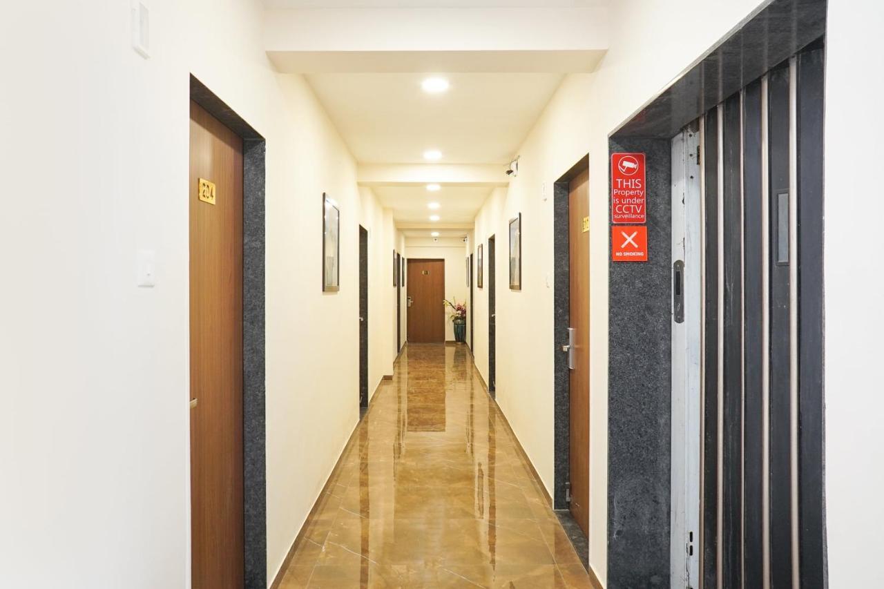 Oyo 19182 Hotel Montana Lonavala Exteriör bild