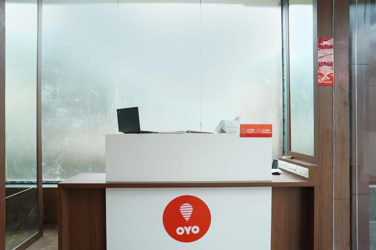 Oyo 19182 Hotel Montana Lonavala Exteriör bild