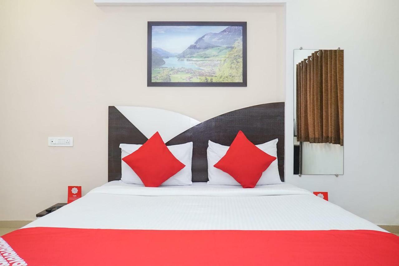 Oyo 19182 Hotel Montana Lonavala Exteriör bild